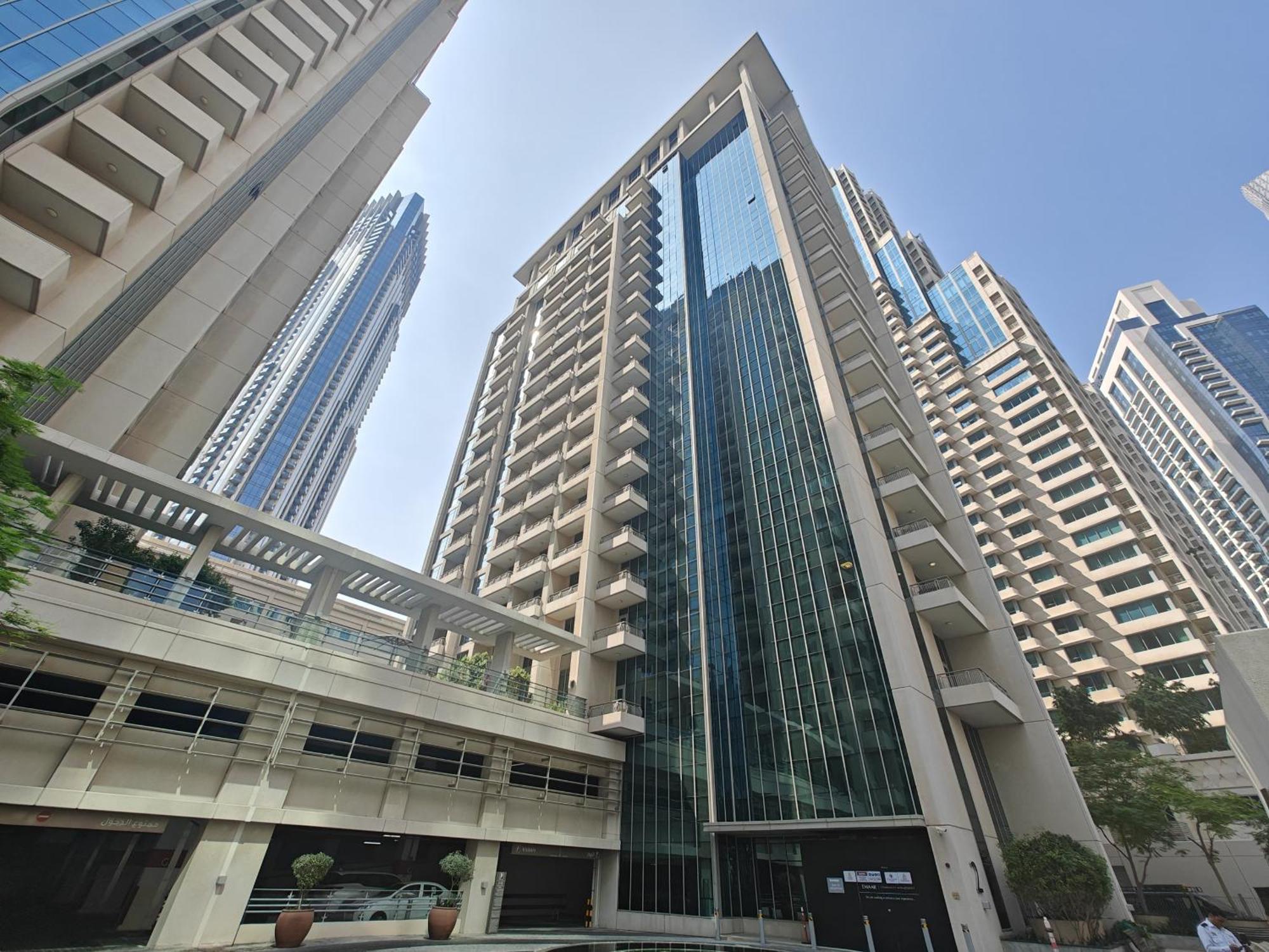 Sophisticated 1br With Burj Khalifa Views *