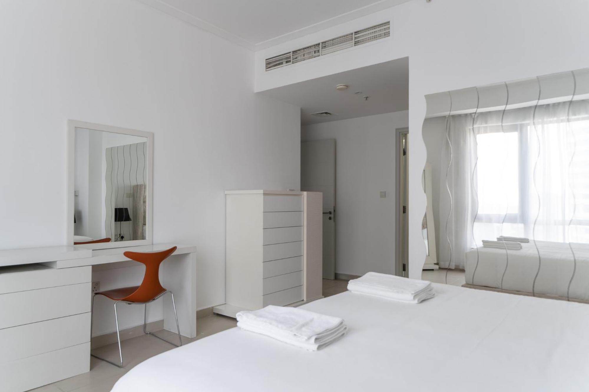 Alh Vacay - South Ridge 4 - 2 Bedrooms Apartment Dubai