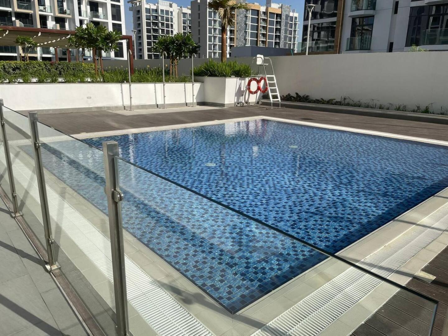 Pleasant New One Bedroom Azizi Riviera *