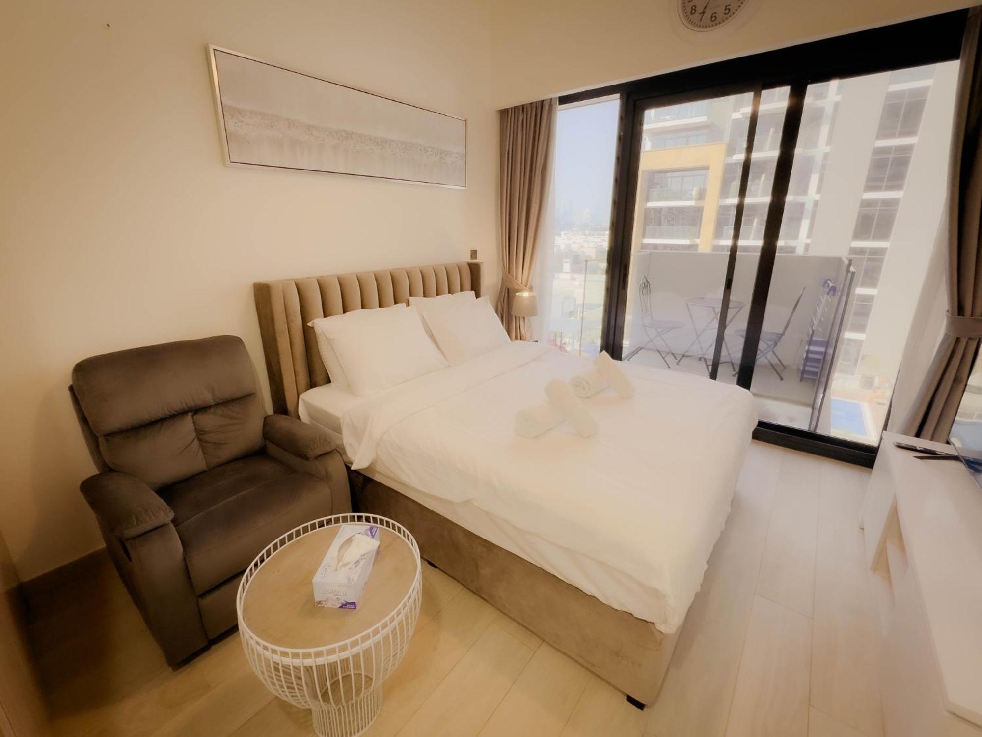 Apartment Lavish 10 Min Downtown