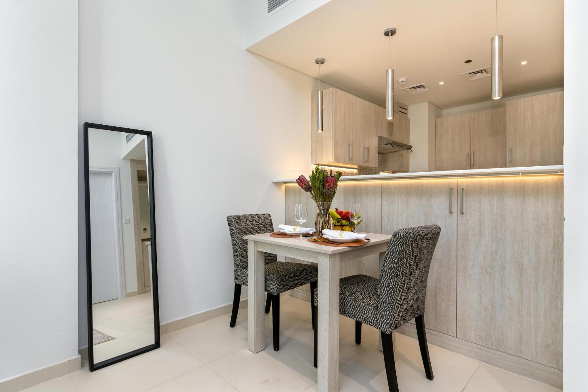 Palm Jumeirah - 1br - Private Beach - Cityapartmentstay * Dubai
