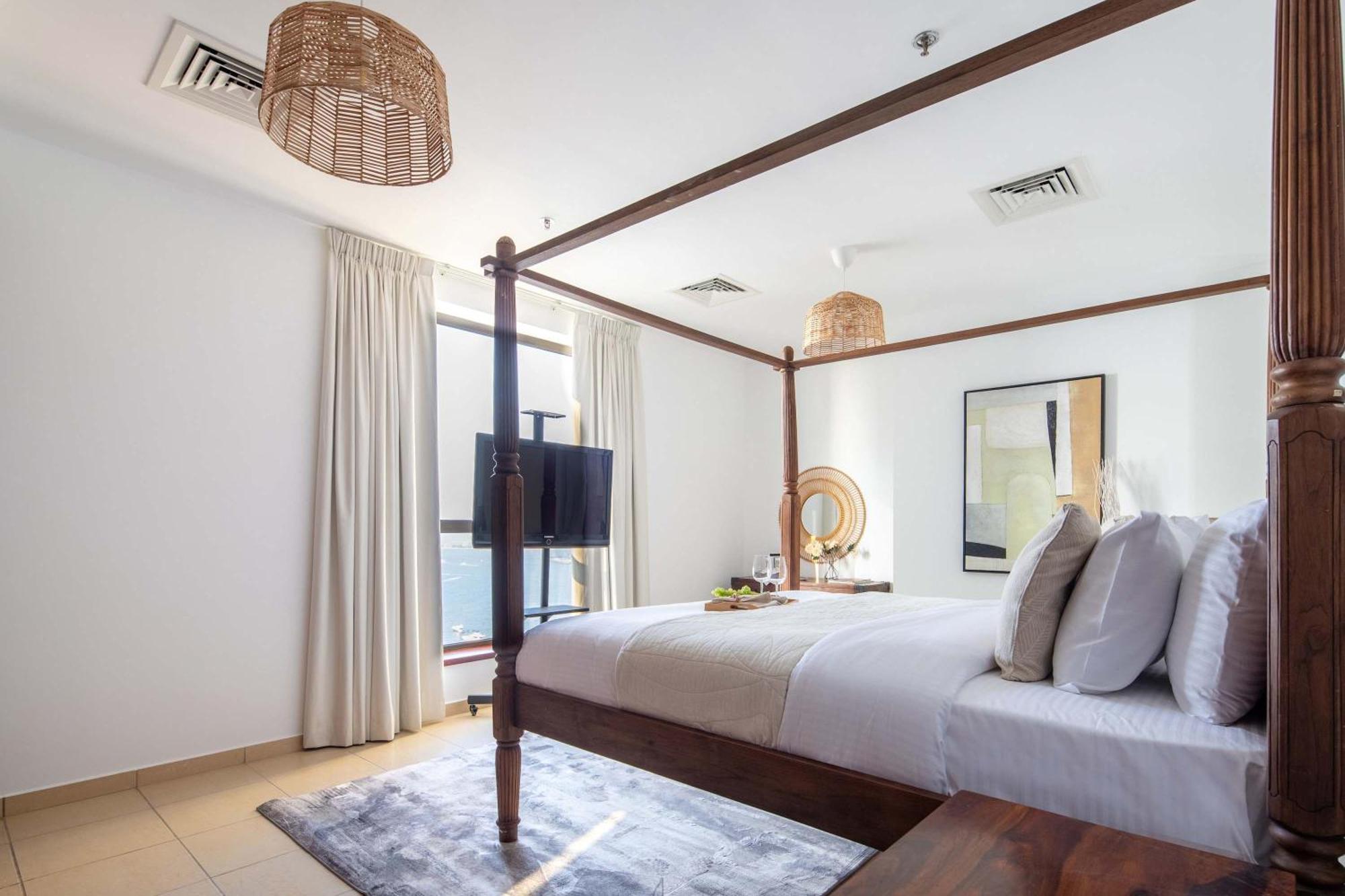 Frank Porter - Shams 4 Apartment *
