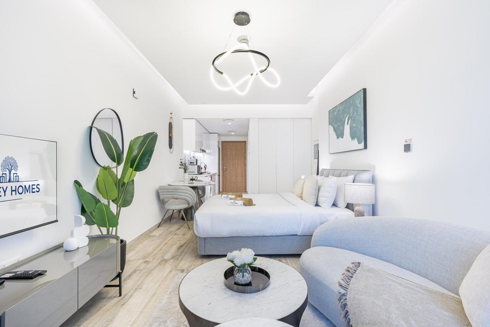 Apartment Exquisite Modern Minutes From Downtown