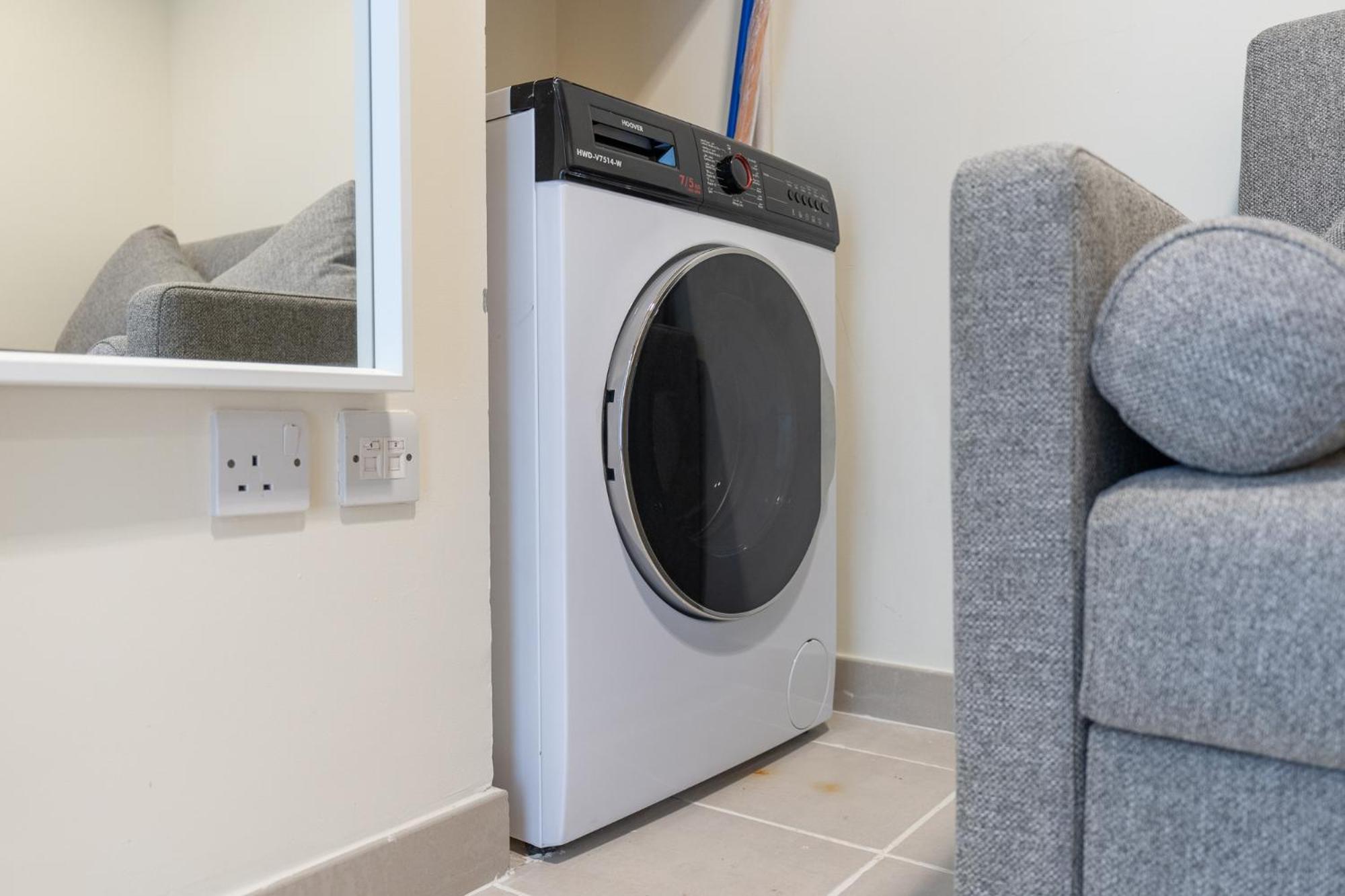 Apartment A Phenomenal In Golden Mile 6 Great For 5 *
