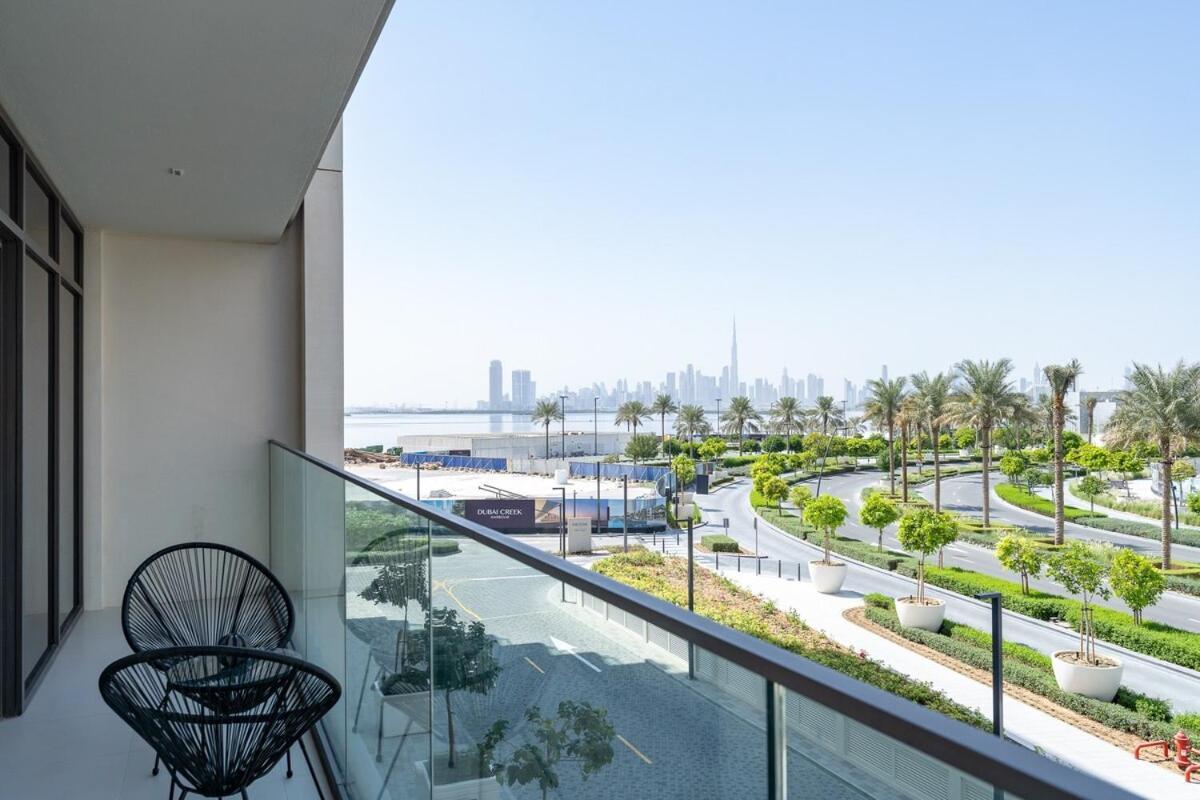 Apartment Elegant Getaway 2-bedroom In Creek Harbour Dubai