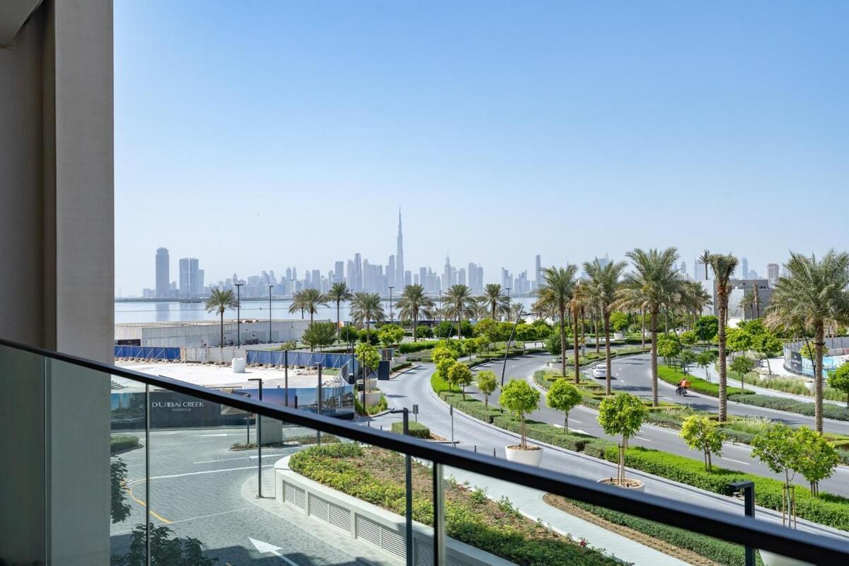 Apartment Elegant Getaway 2-bedroom In Creek Harbour Dubai