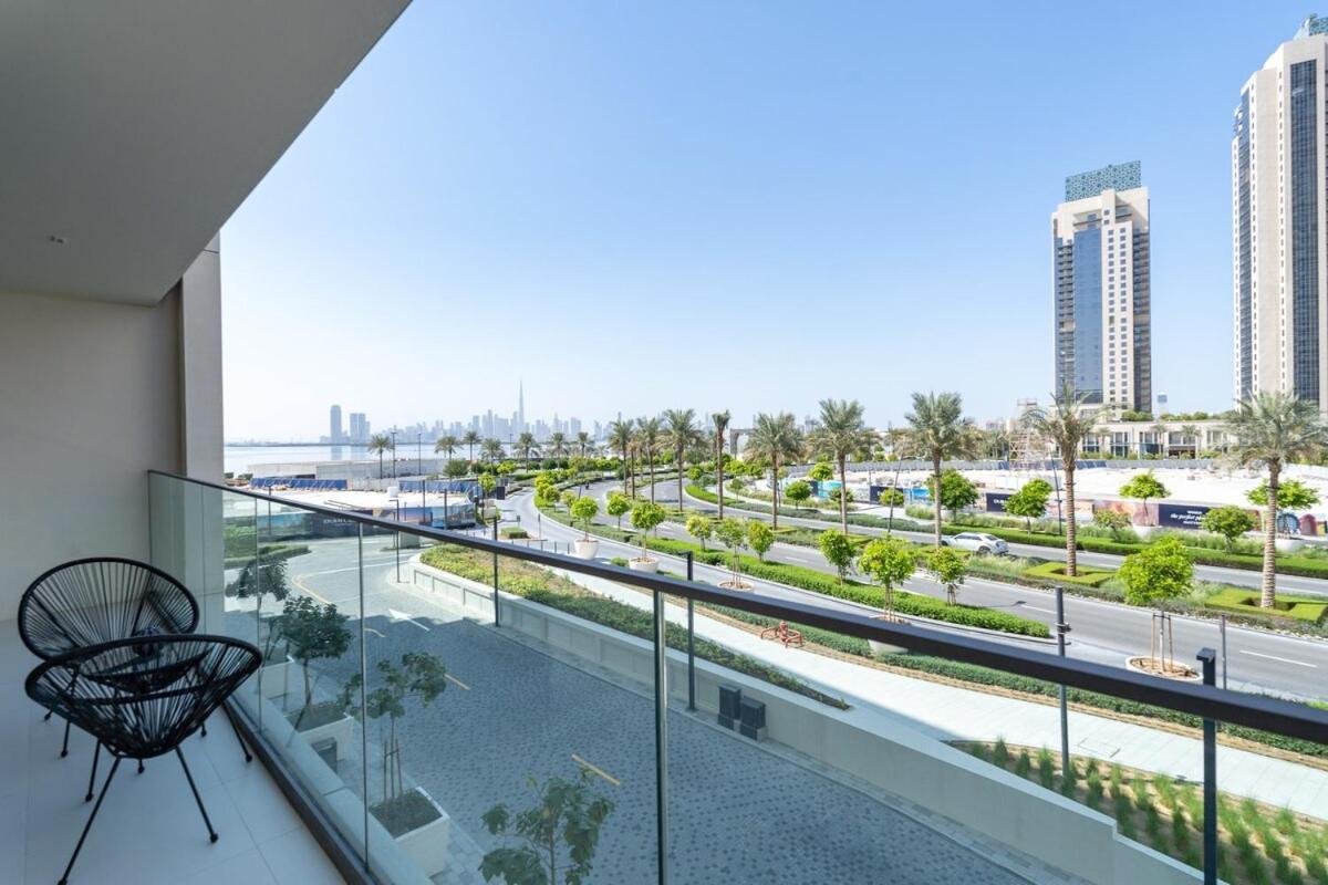 Elegant Getaway 2-bedroom In Creek Harbour Dubai