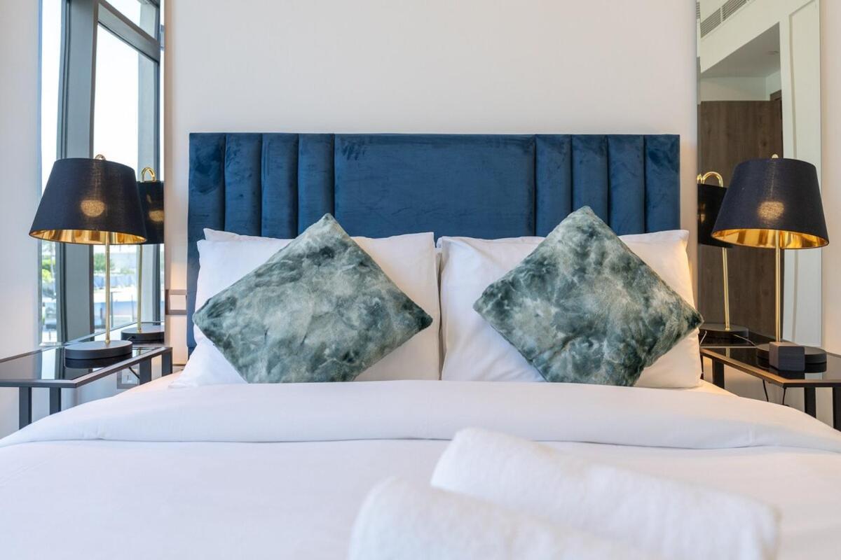 Elegant Getaway 2-bedroom In Creek Harbour * Dubai