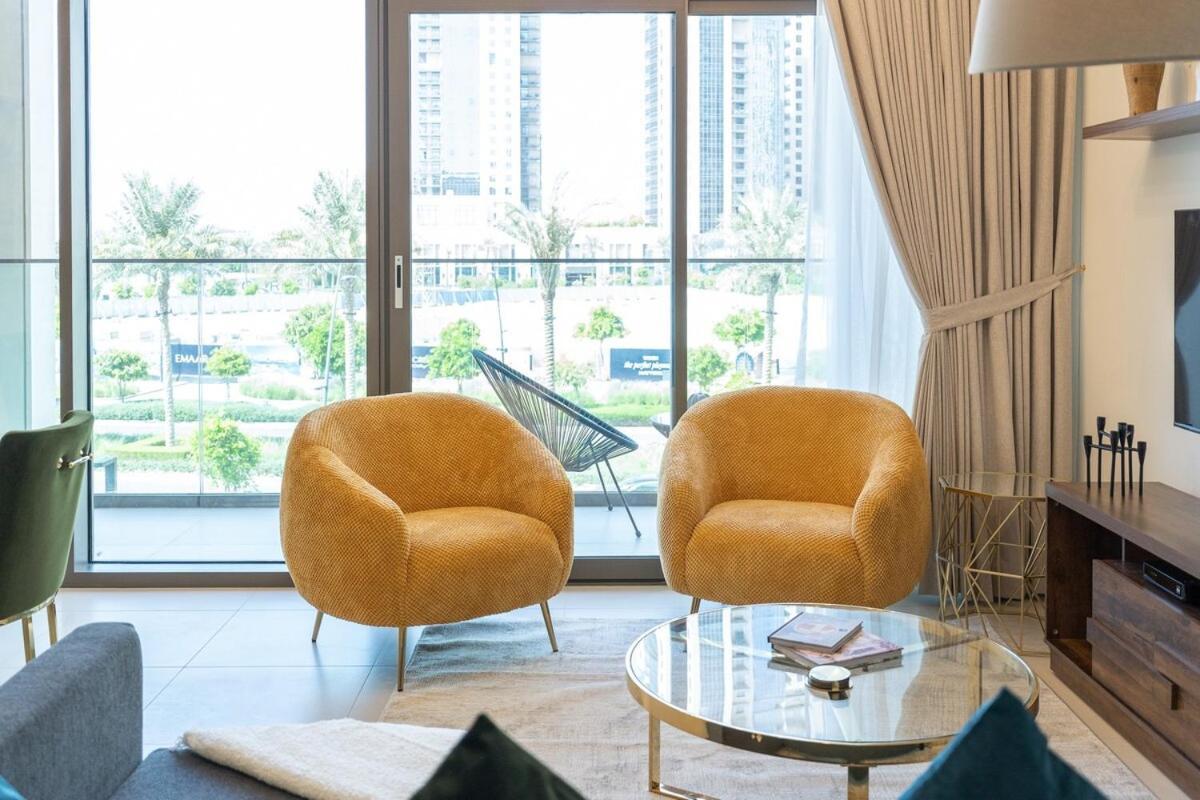 Elegant Getaway 2-bedroom In Creek Harbour Dubai