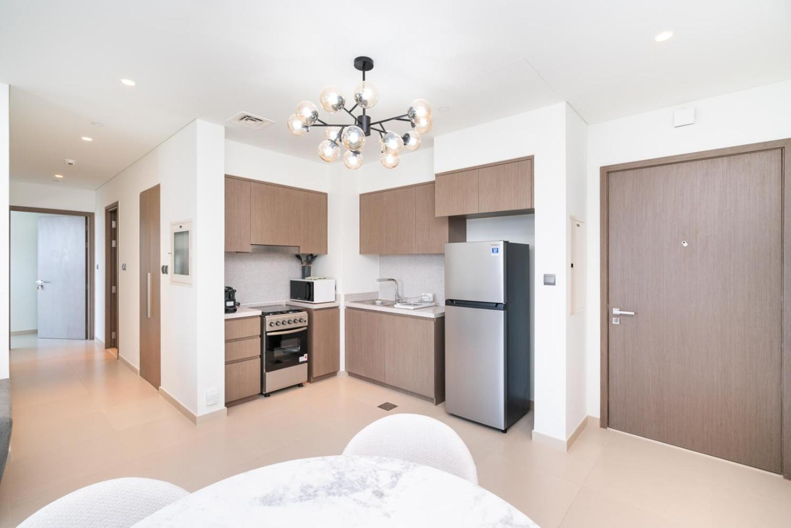 Downtown Luxury - Open Views Of The City & The Sea - Walking Distance To Mall