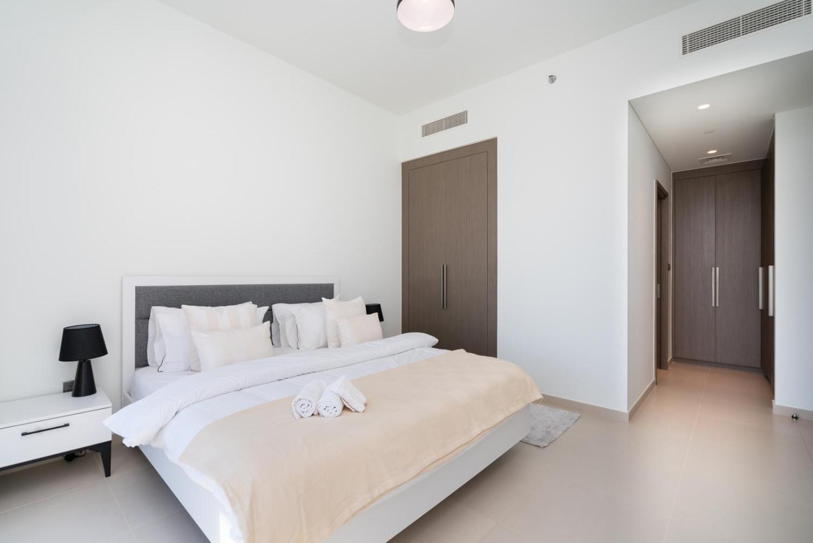 Apartment Downtown Luxury - Open Views Of The City & The Sea - Walking Distance To Mall *