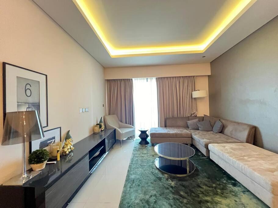 Apartment Luxurious & Modern 1br Damac Paramount Business Bay