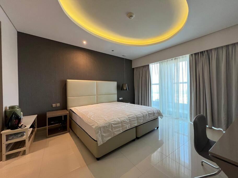 Apartment Luxurious & Modern 1br Damac Paramount Business Bay Dubai