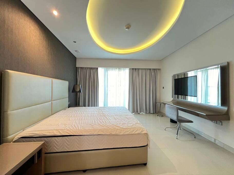 Apartment Luxurious & Modern 1br Damac Paramount Business Bay