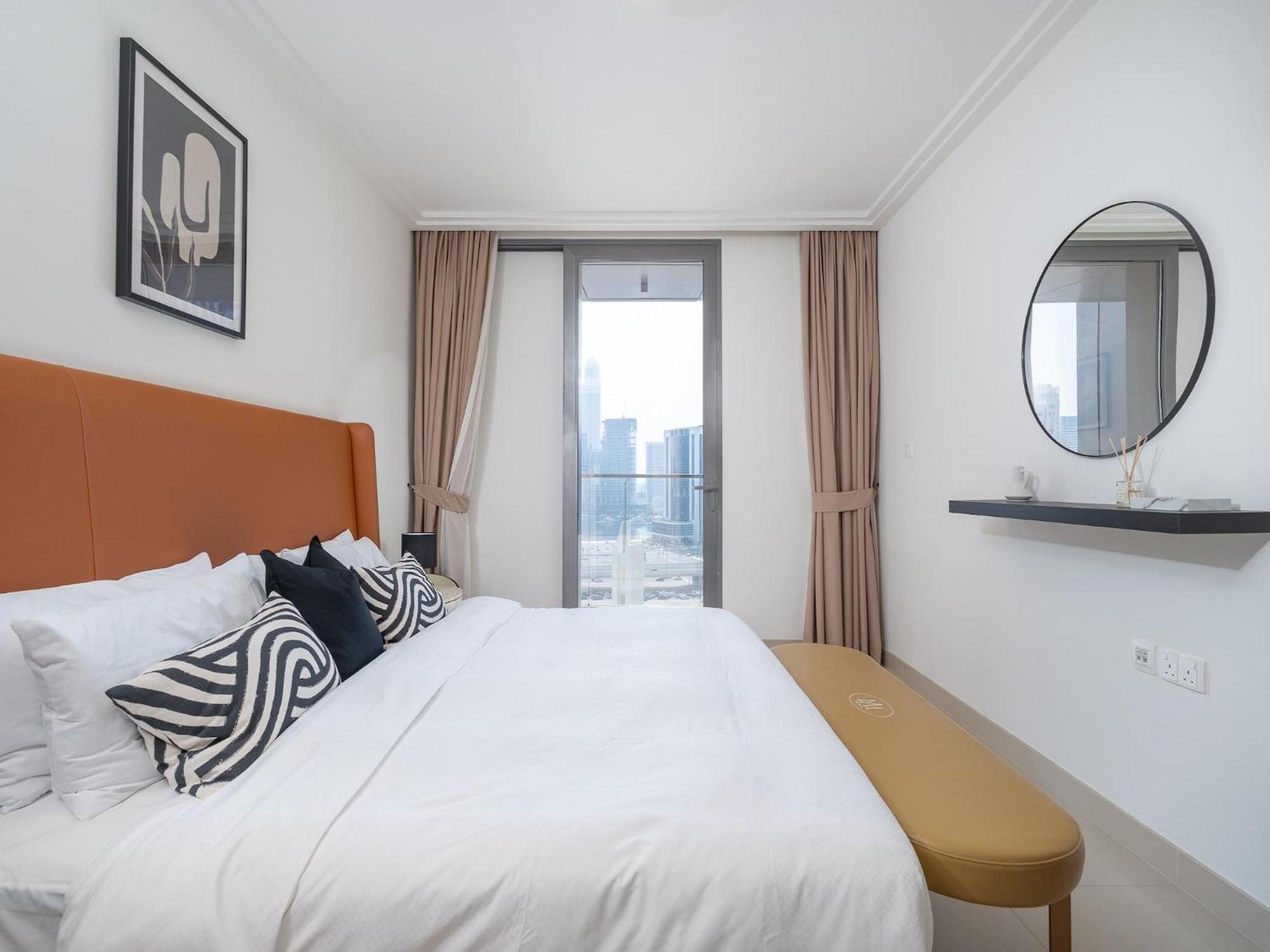 Apartamento Luxurious Stylish Across Mall Burj Khalifa City Views Dubai