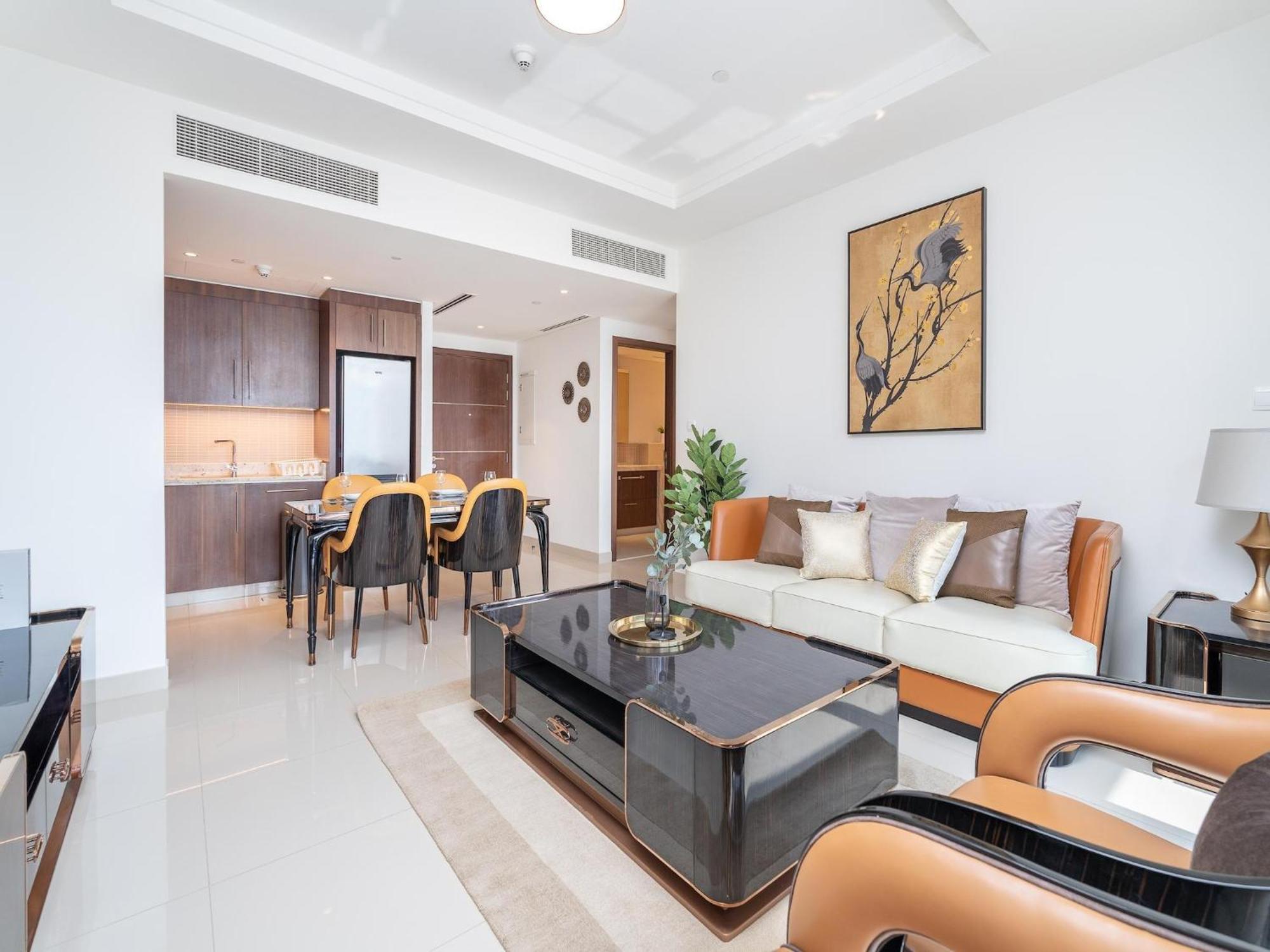 Luxurious Stylish Across Mall Burj Khalifa City Views Dubai