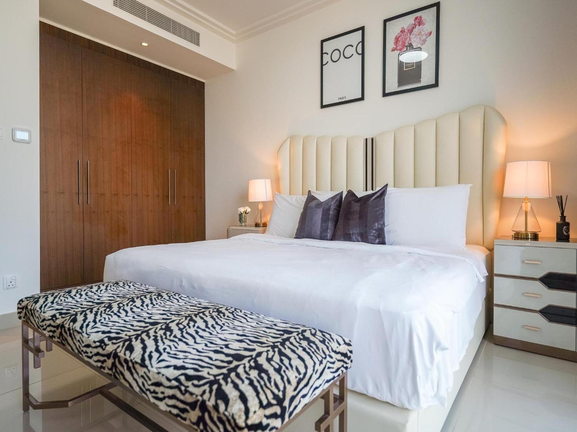 Apartamento Luxurious Stylish Across Mall Burj Khalifa City Views