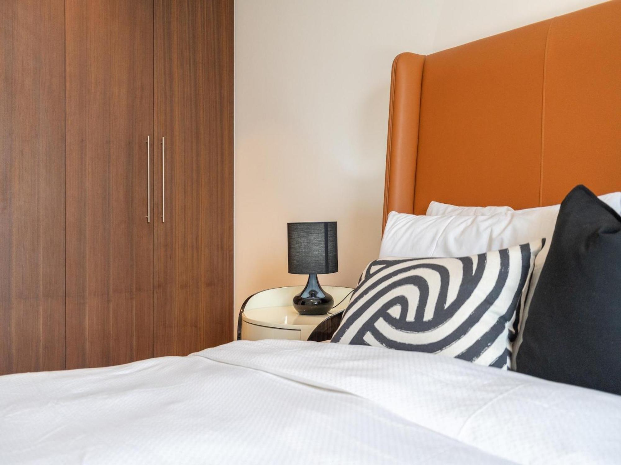 Luxurious Stylish Across Mall Burj Khalifa City Views Apartamento *