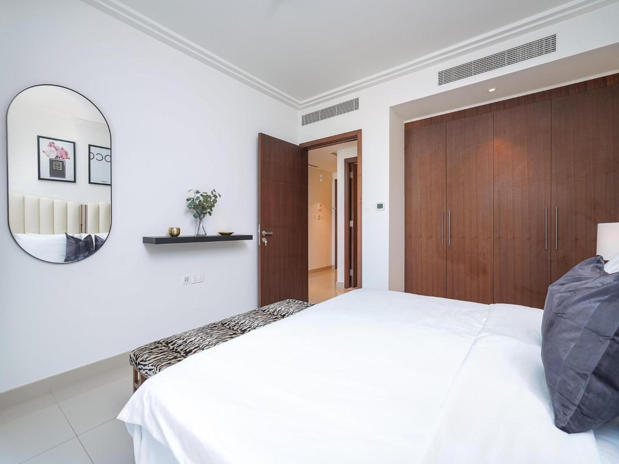 Apartamento Luxurious Stylish Across Mall Burj Khalifa City Views *