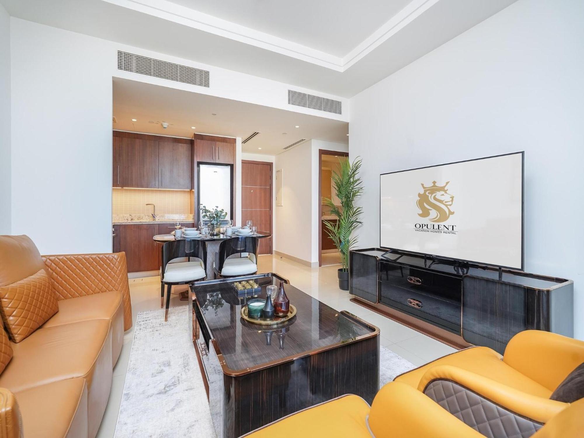 Luxurious Stylish Across Mall Burj Khalifa City Views *
