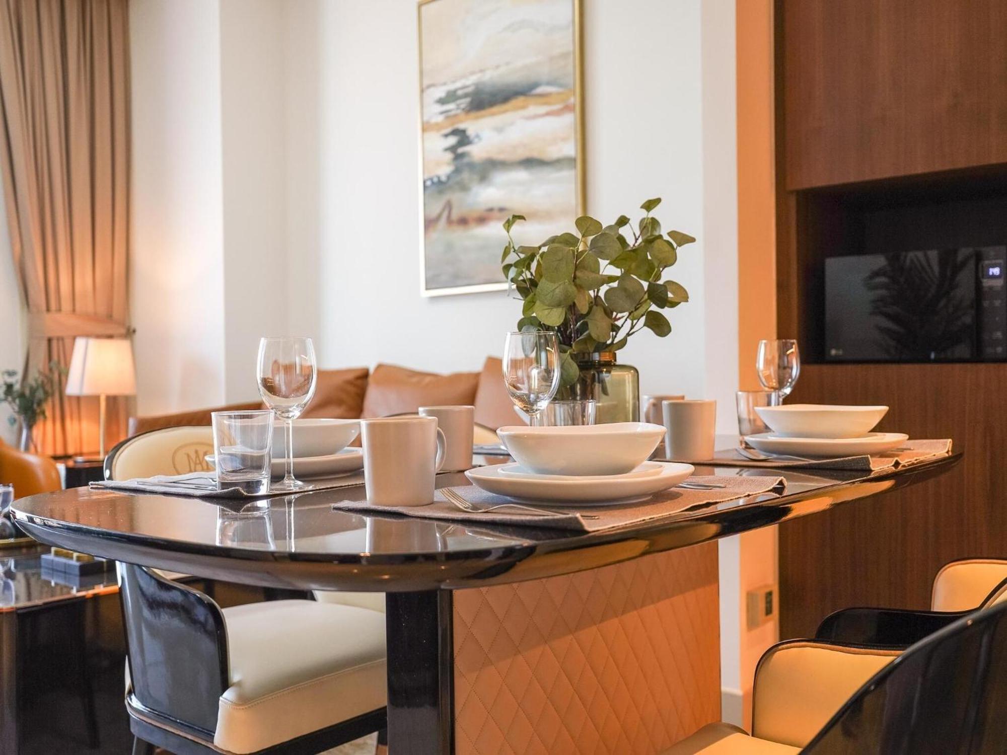 Luxurious Stylish Across Mall Burj Khalifa City Views Apartamento