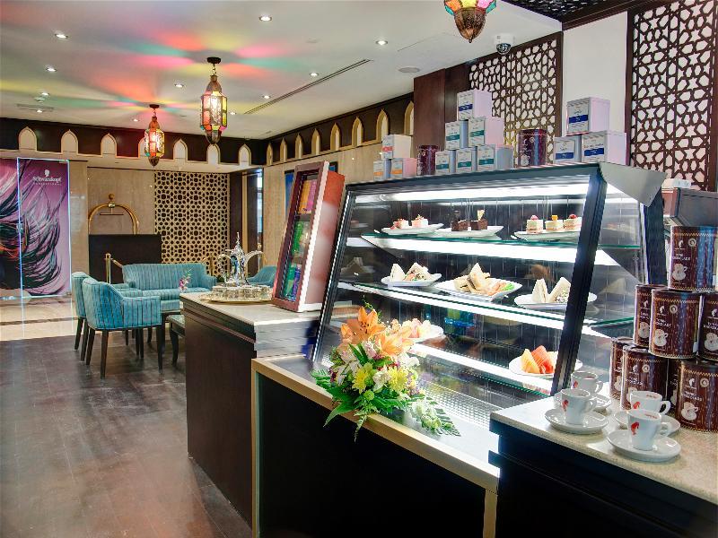 Boutique 7 And