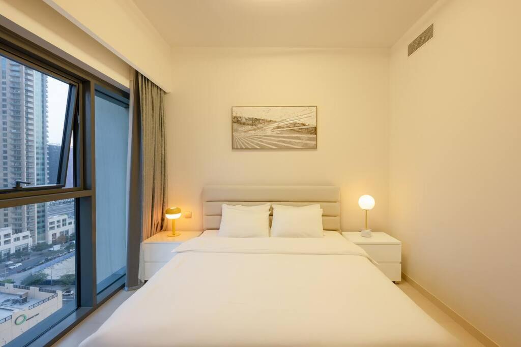 Modren 1br In Burj Royale 5mins Walk To Burj Khalifa - 508