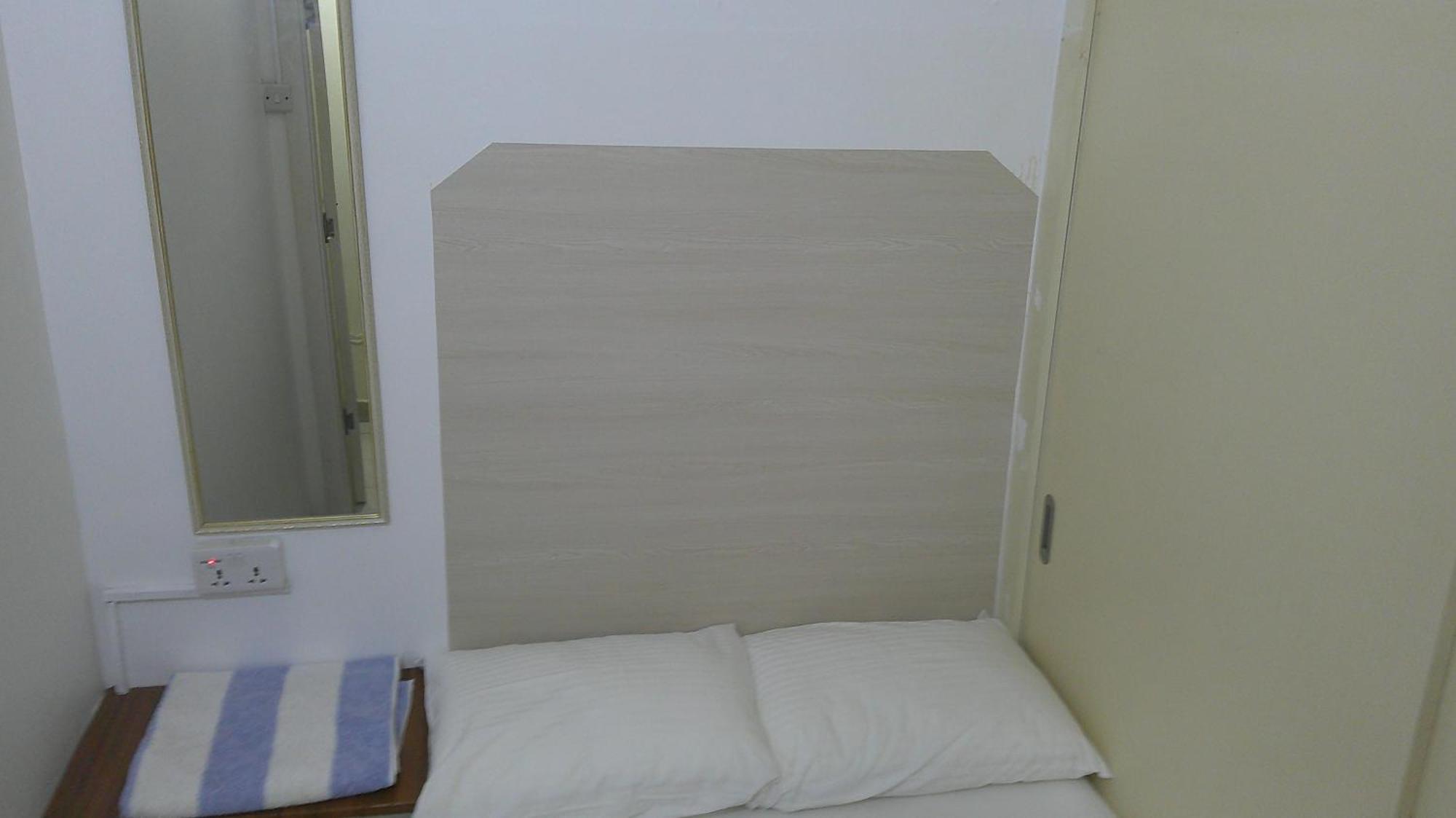 Ruby Star Budget With Shared Washroom Access G06 Dubai