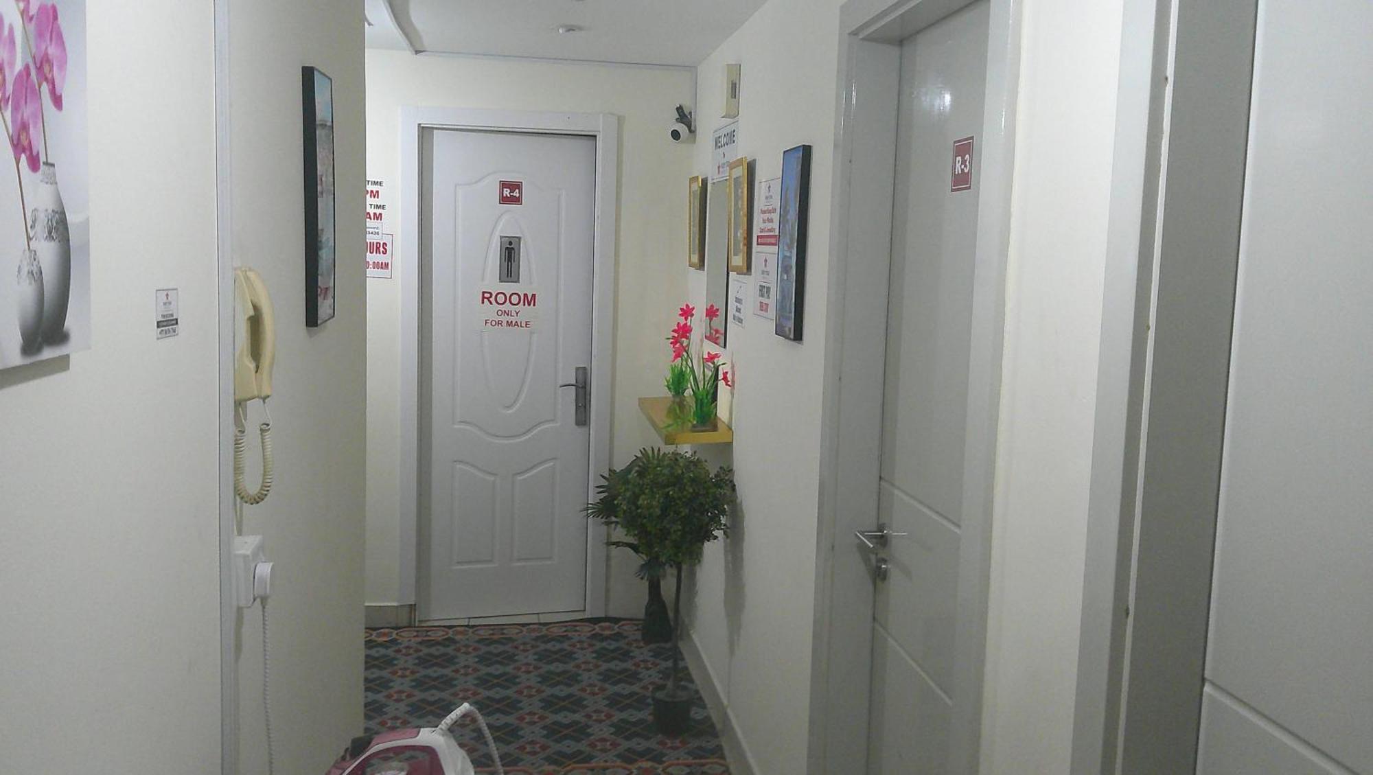 Inn Ruby Star Private With Sharing Washrooms 426