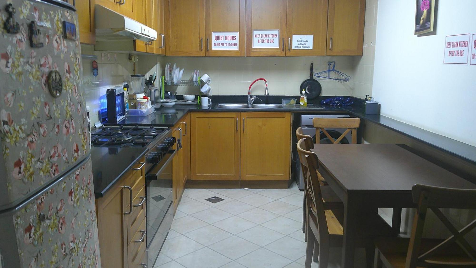 Ruby Star Private With Sharing Washrooms 426 *