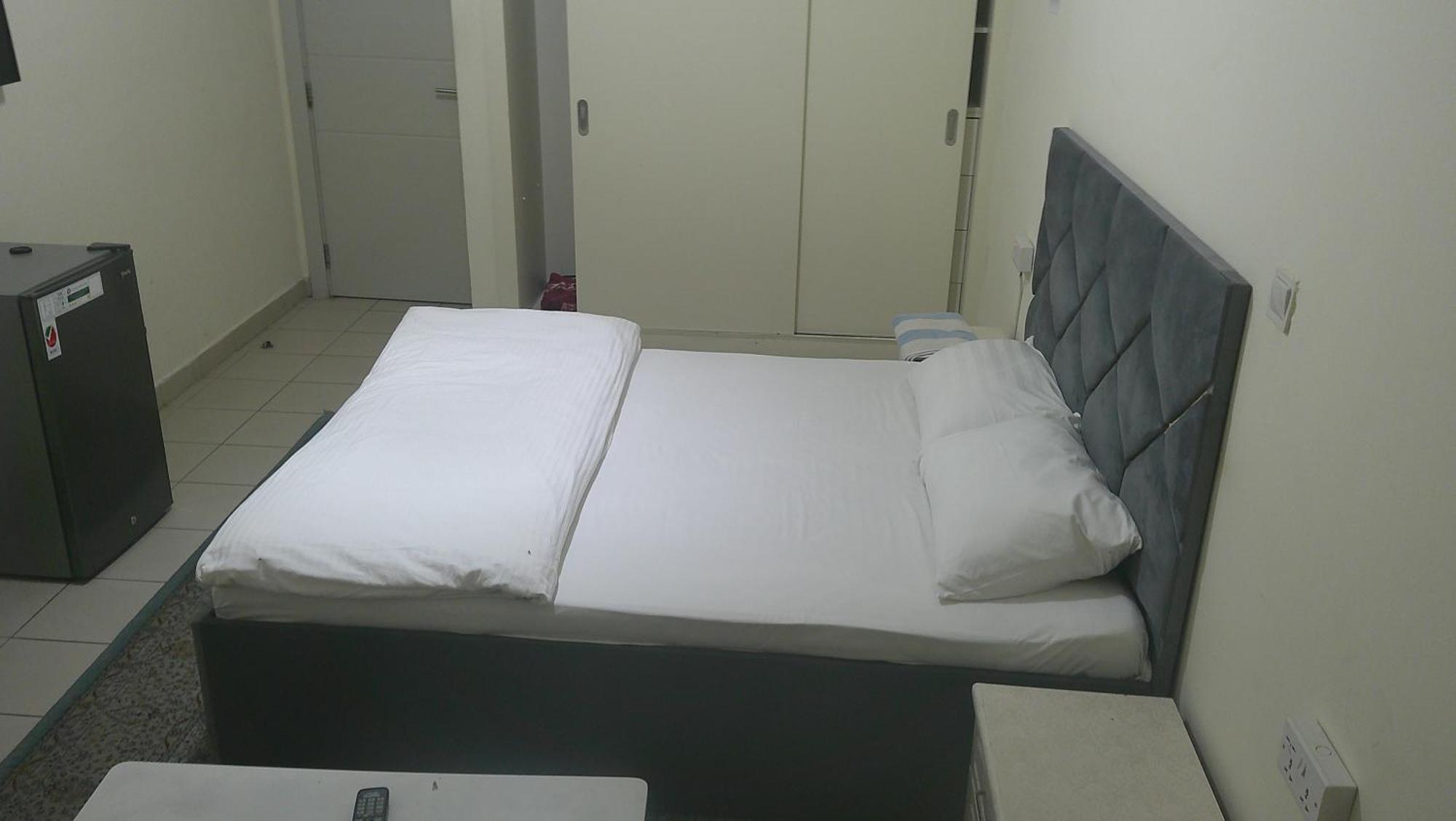 Inn Ruby Star Private With Sharing Washrooms 426