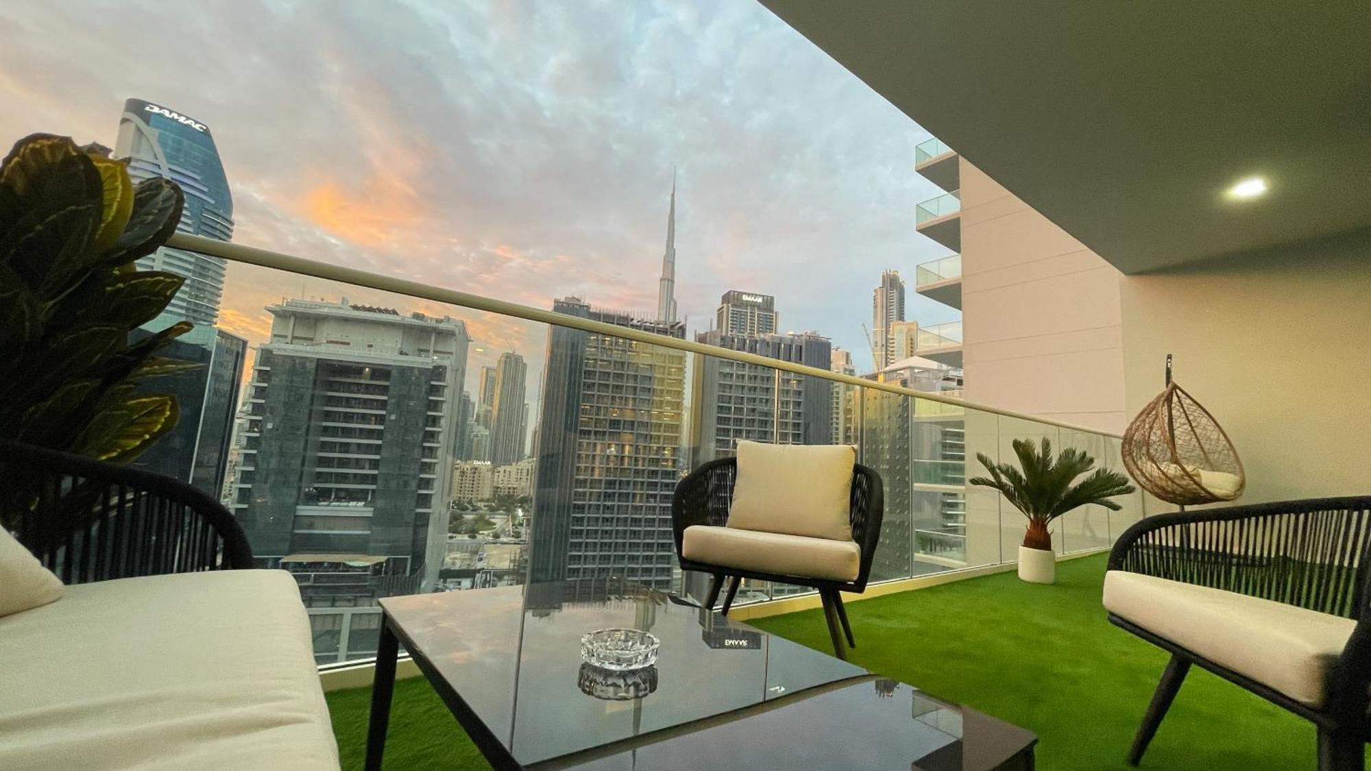 Luxury 2 Bedroom With Burj Khalifa View Apartment Dubai
