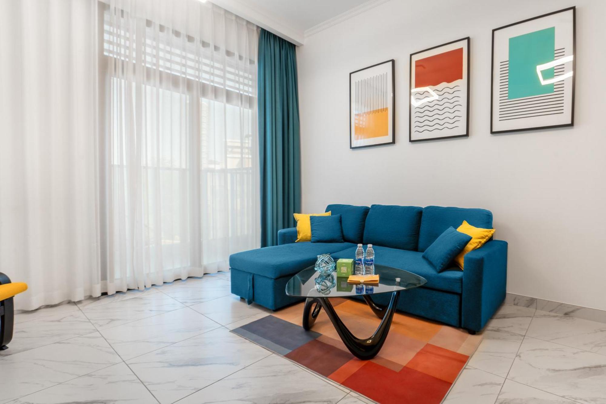 Izzzi Life Mint Aparthotel *