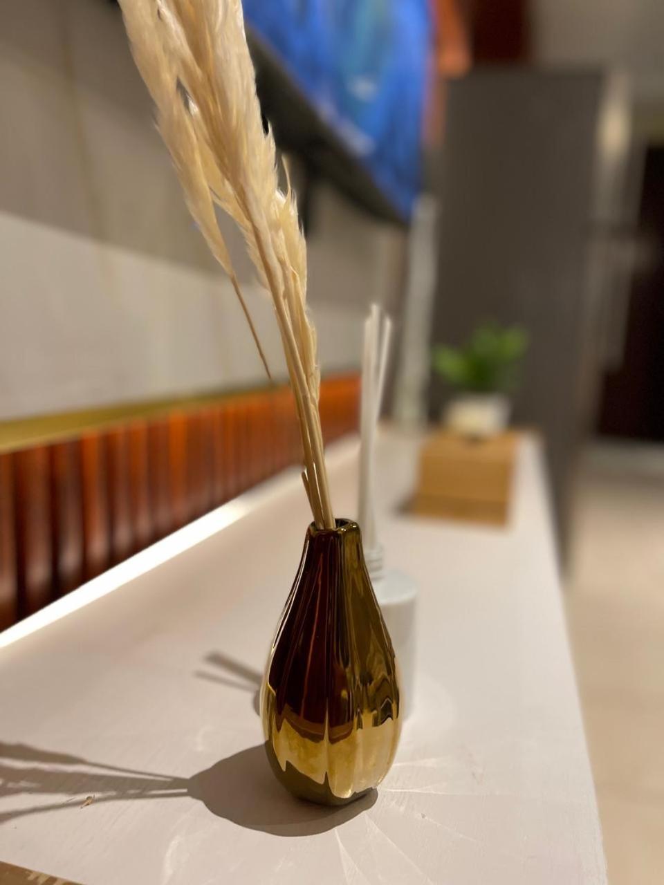 Ultimate Luxury Apt Near Metro!