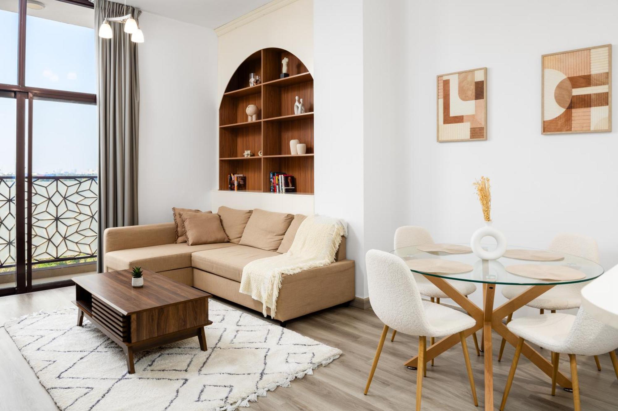 Apartment Waves - Elegant 1br Near Metro & Creek Harbour Dubai