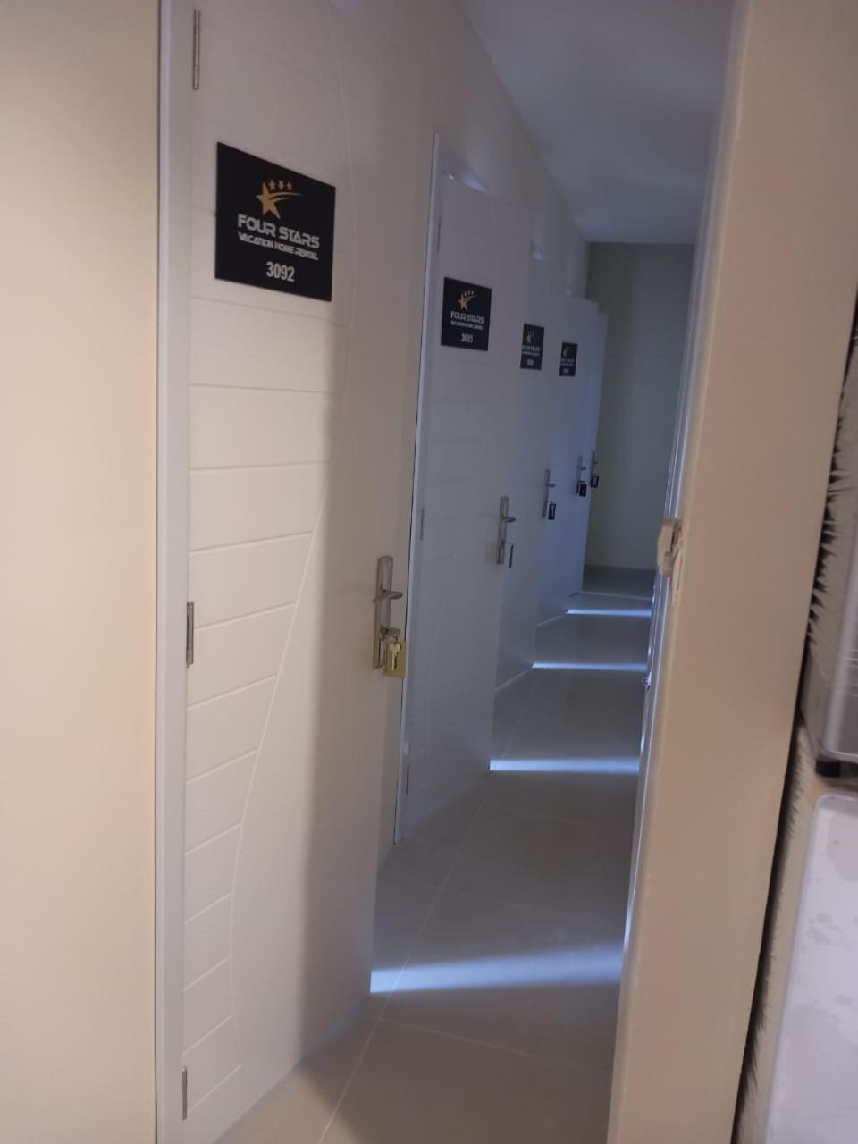 Four Stars Apartment