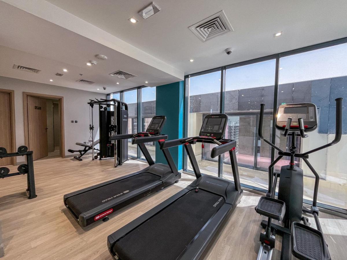 Elegant In Azizi Riviera With Luxury Amenities Dubai