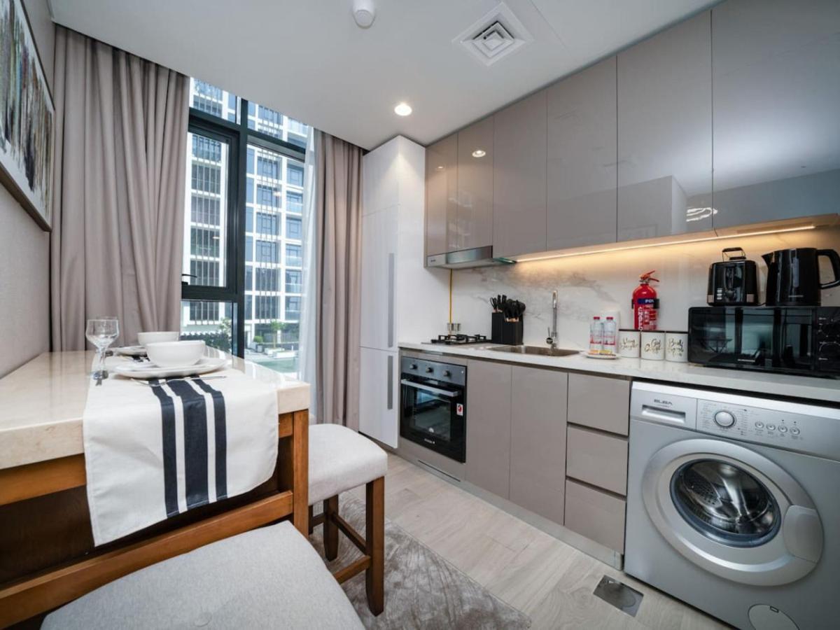 Elegant In Azizi Riviera With Luxury Amenities *