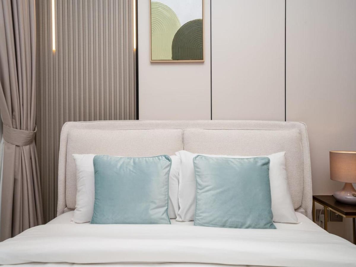 Apartment Elegant In Azizi Riviera With Luxury Amenities *