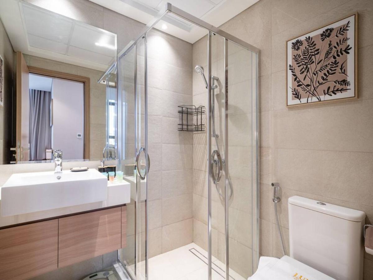 Elegant In Azizi Riviera With Luxury Amenities