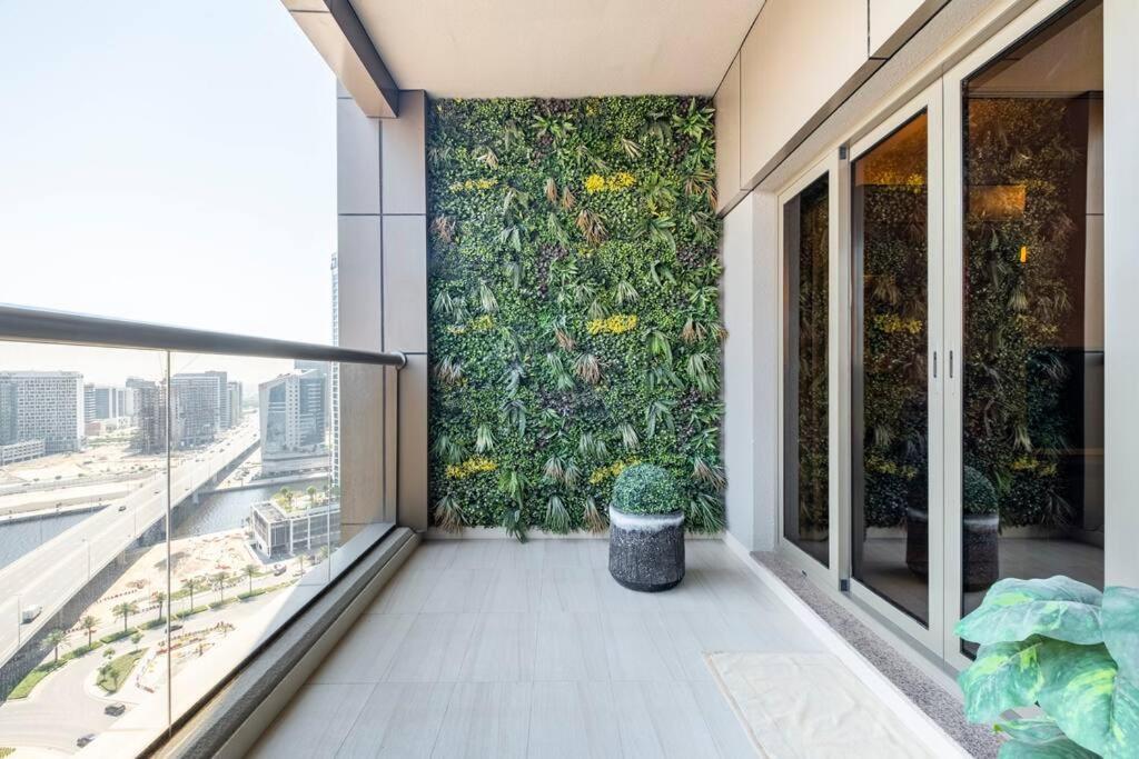 Spacious 1 Bed Huge Balcony Downtown Burj Khalifa Apartamento Dubai