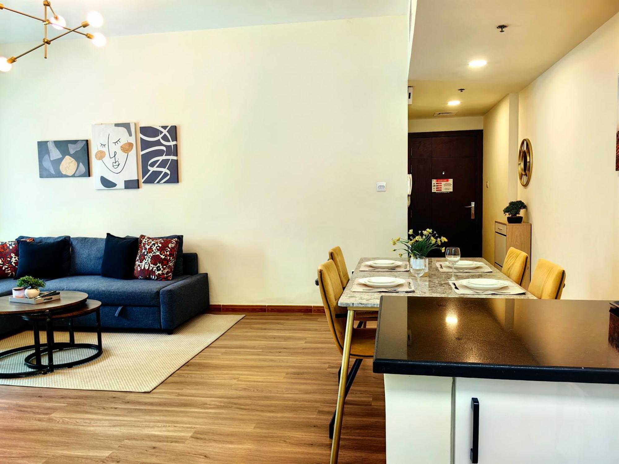 1 Bedroom Renovated In Marina Diamond 3 Close To Tram And Metro Dubai