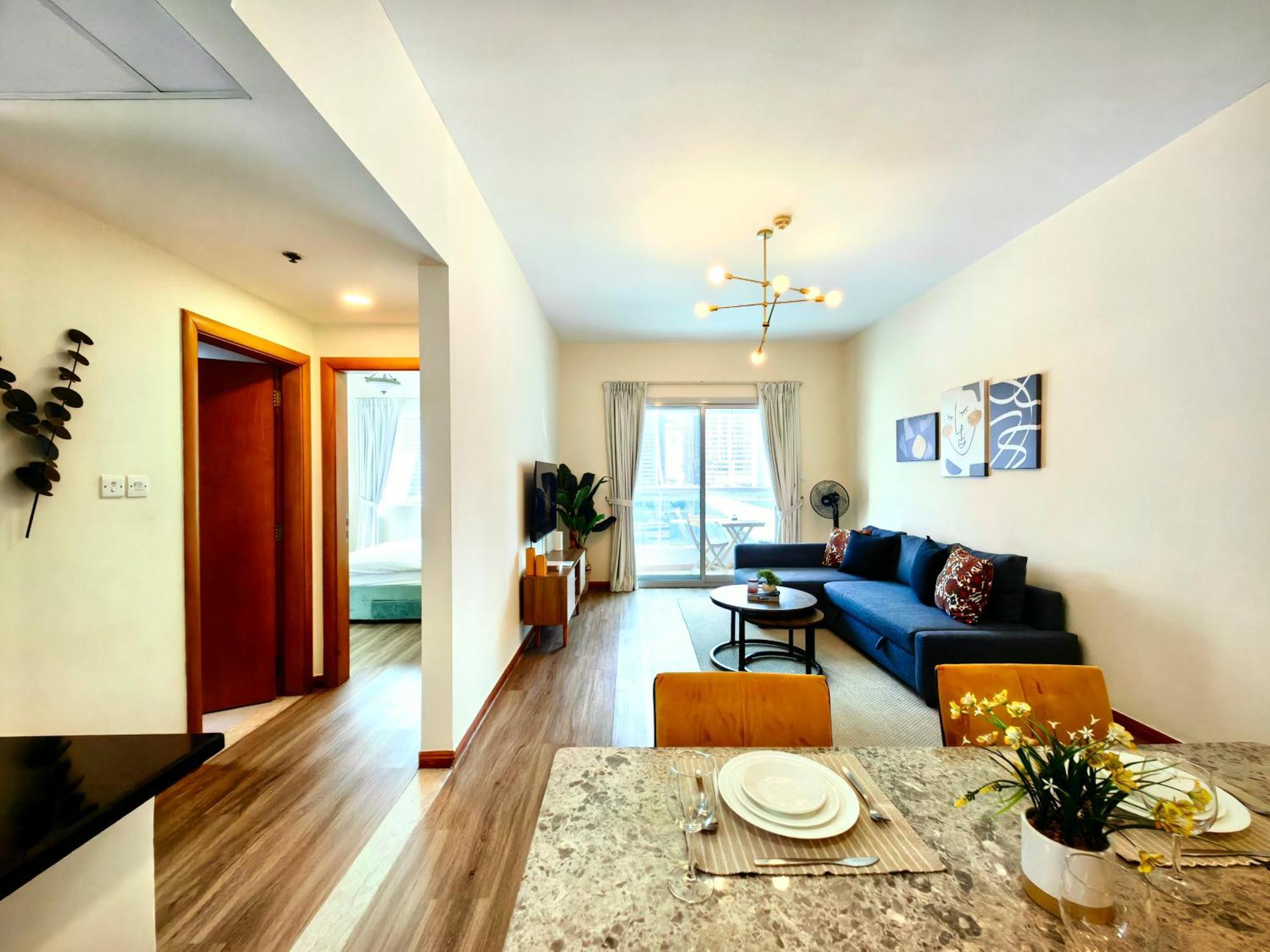 1 Bedroom Renovated In Marina Diamond 3 Close To Tram And Metro Apartment *