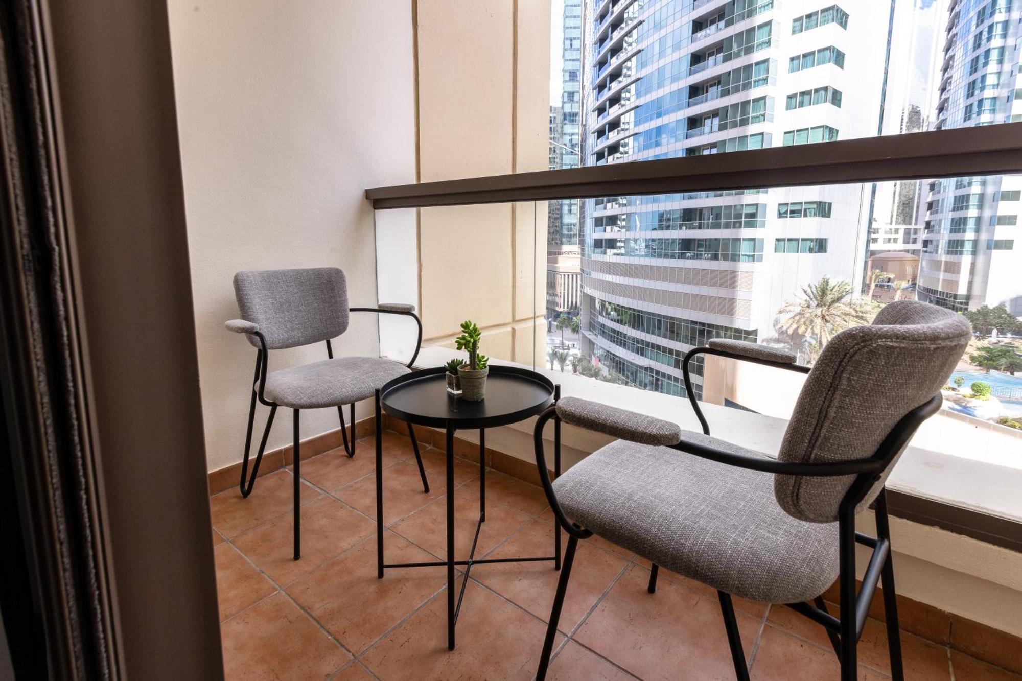 Apartment Beautiful 1 Bedroom By The Jbr Beach! Bahar