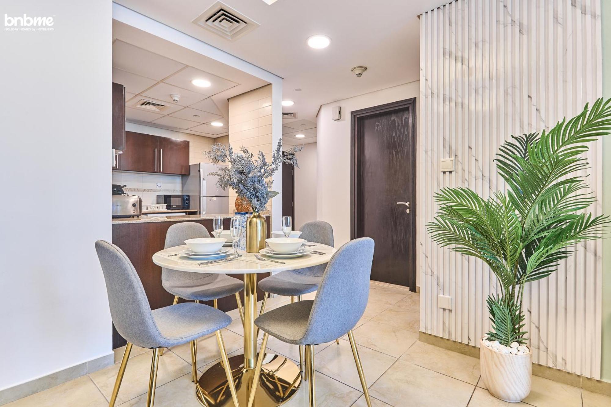 Apartment Bnbmehomes - Gold Crest Views 2 Dubai