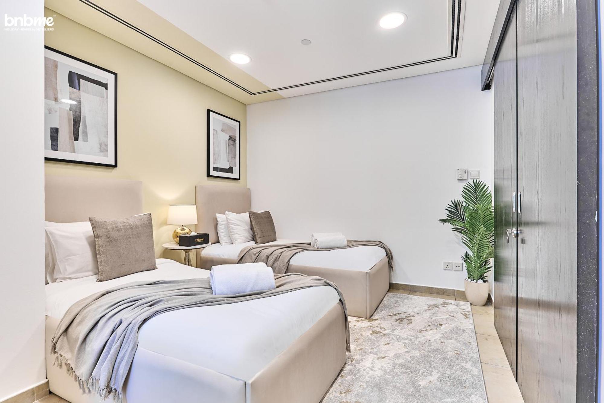 Bnbmehomes - Gold Crest Views 2 Apartment *