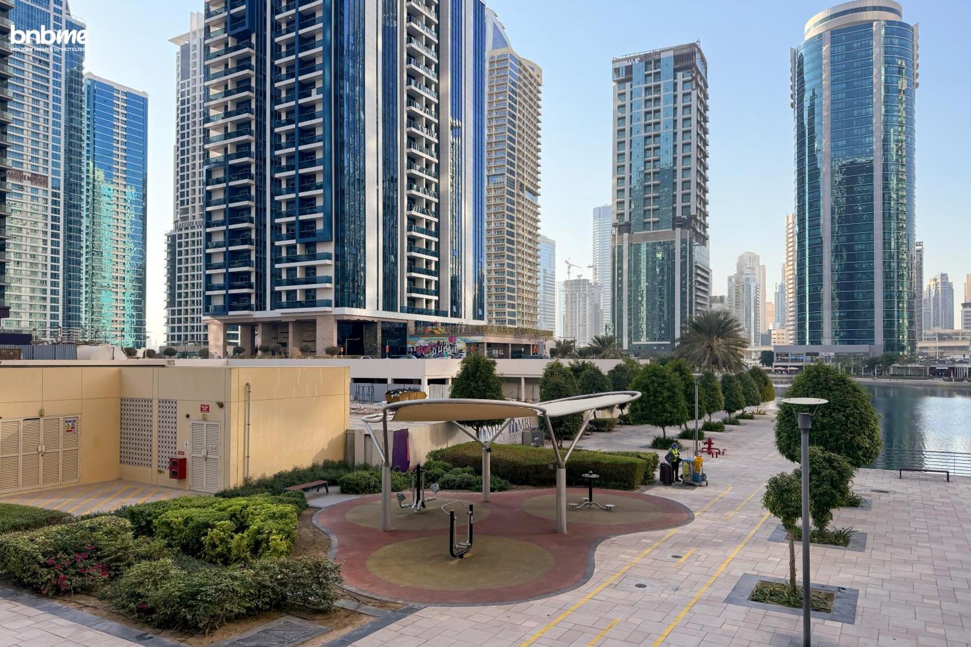 Apartment Bnbmehomes - Gold Crest Views 2 Dubai