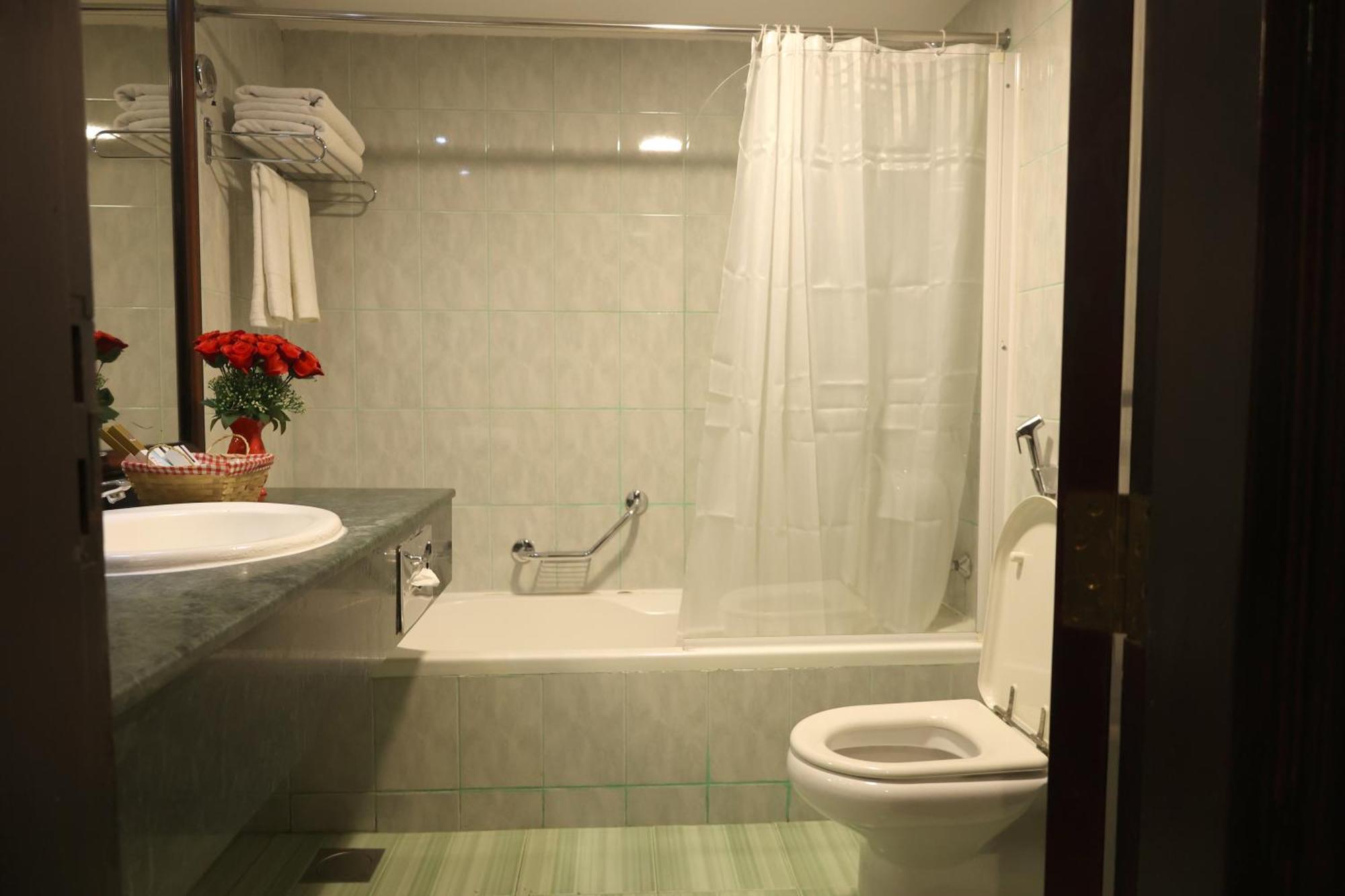 Claridge Hotel Dubai