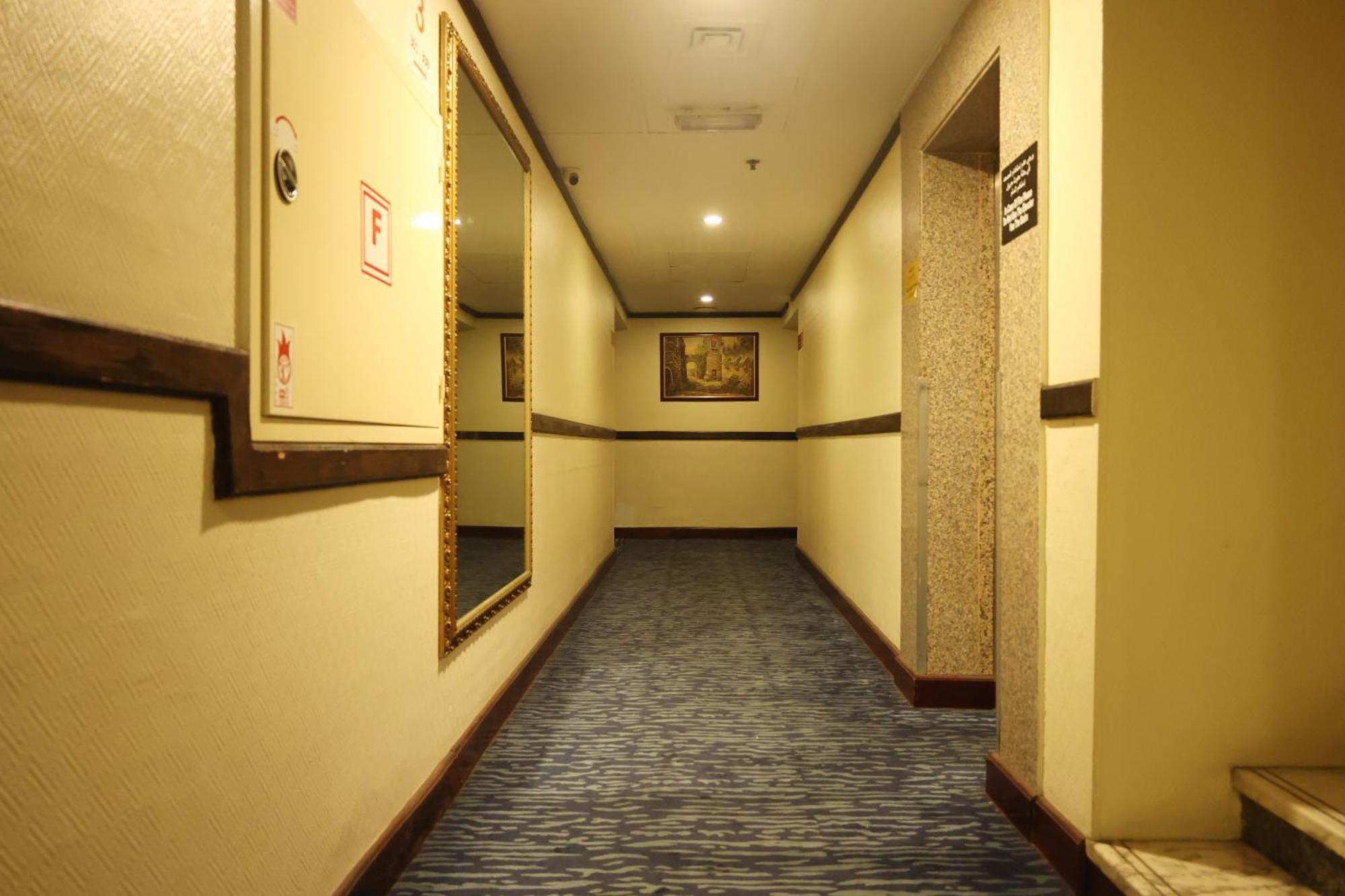 Claridge Hotel 3*