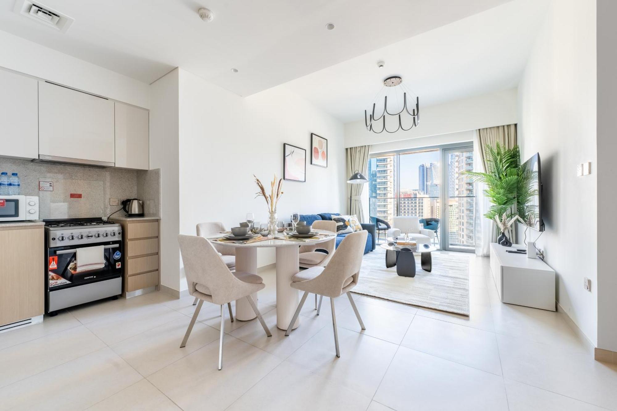 Elegant 2br In Burj Royale Dubai